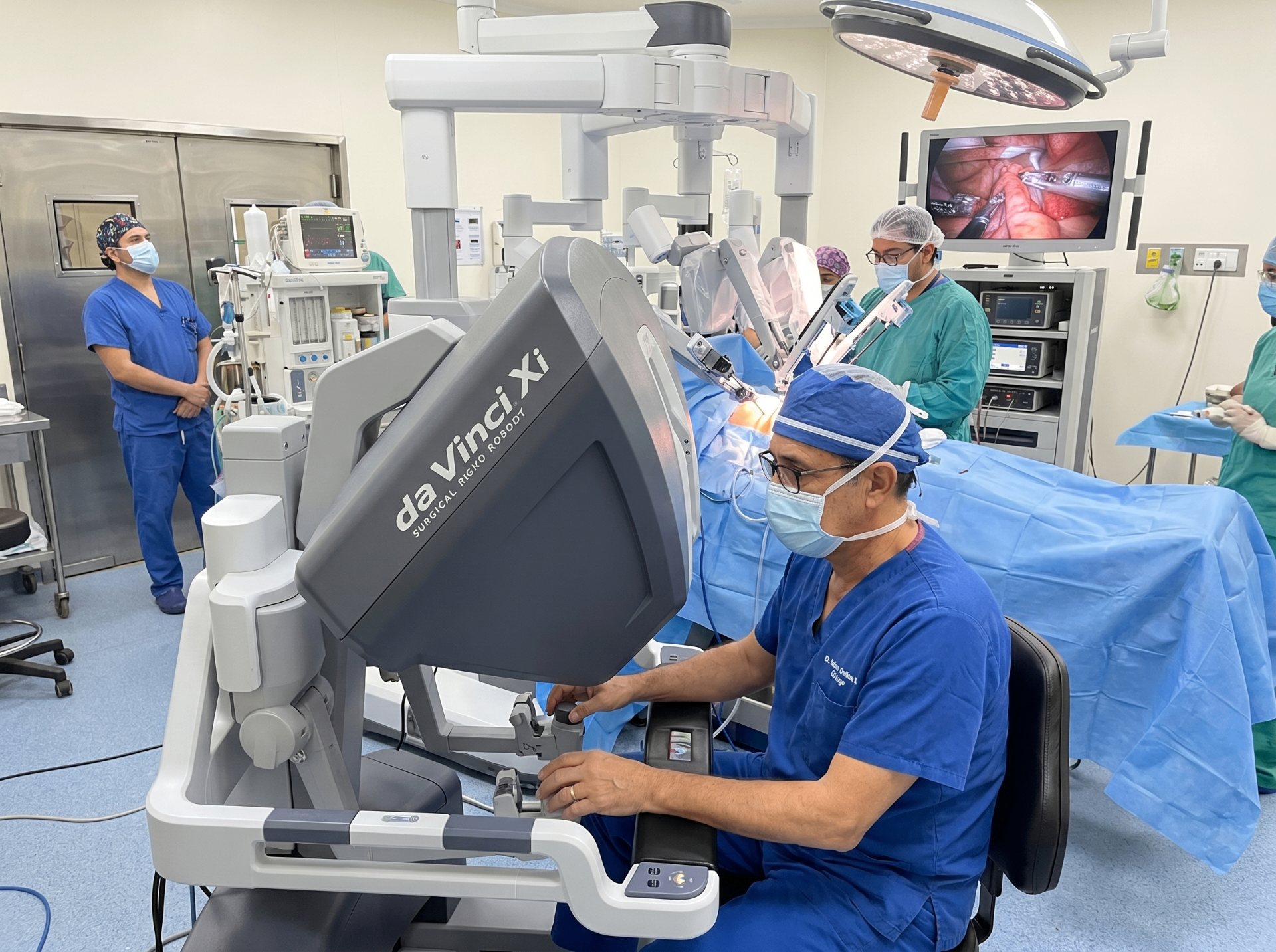 Robot Da Vinci en cirugía urológica Uromed